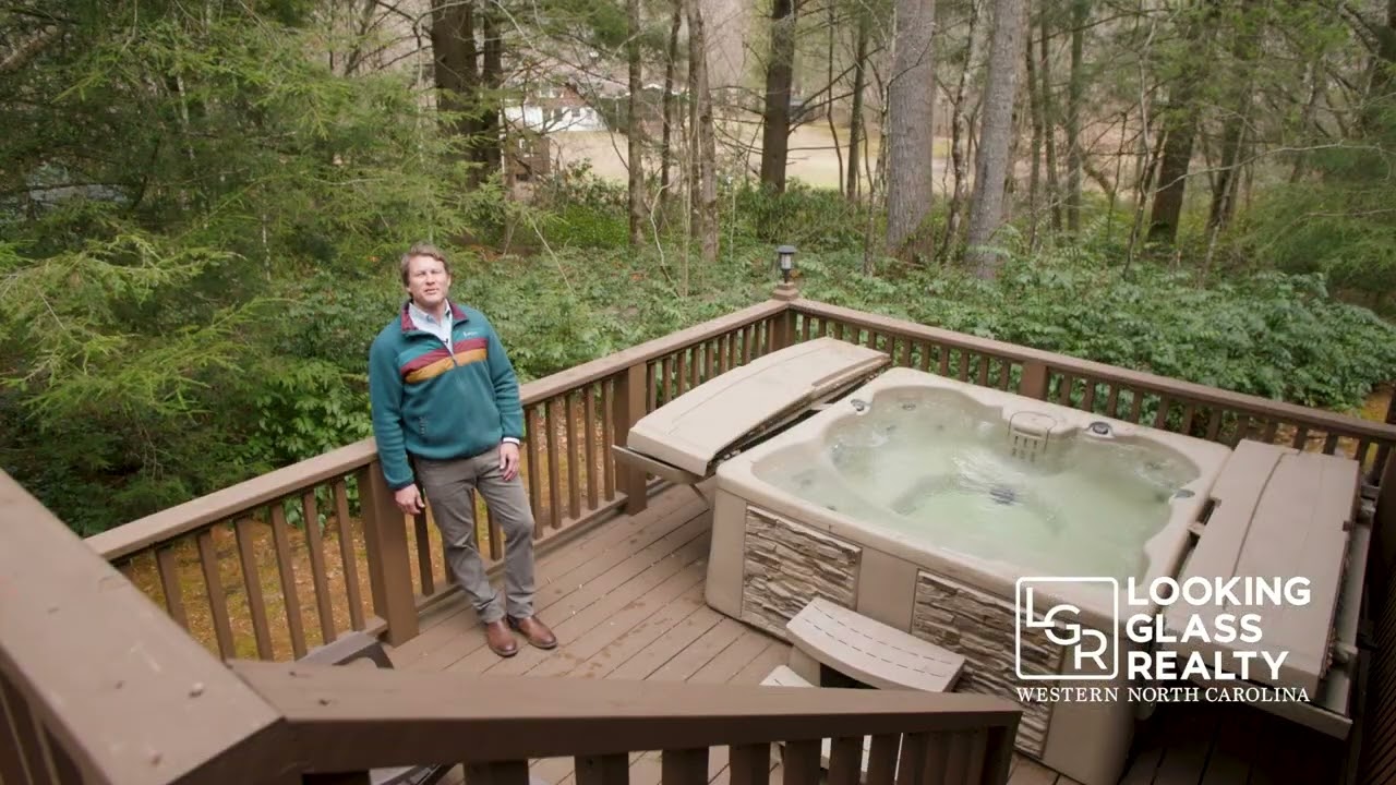 380 Cedar Lane, Brevard, NC 28712