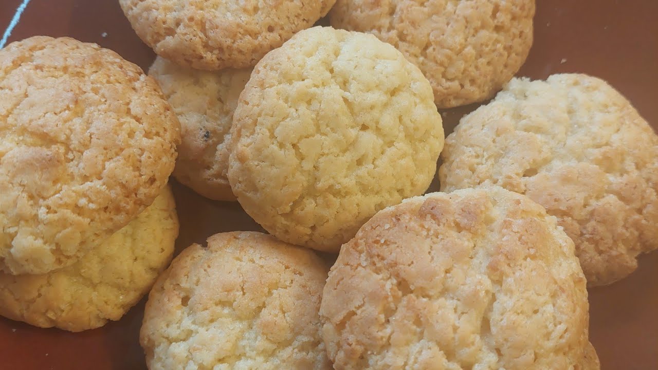 Broas de coco finas(crocantes e derretem na boca)