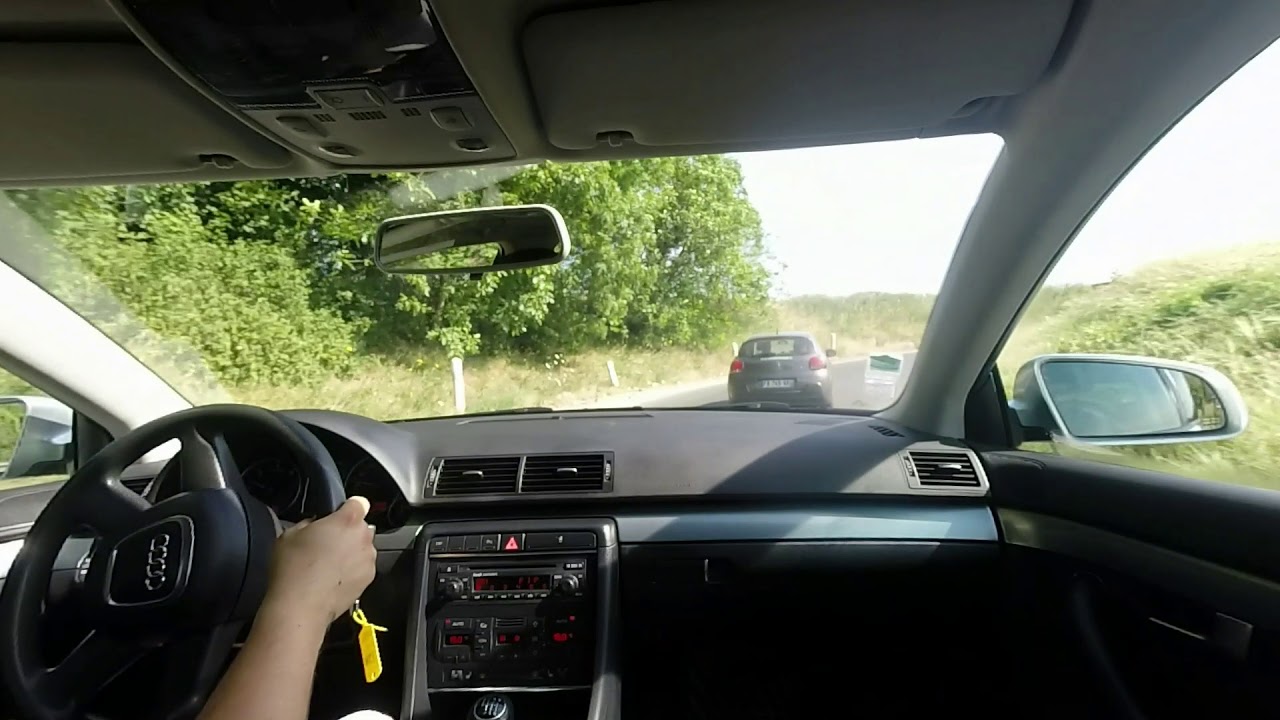 AUDI A4 2L TDI 140 AMBIENTE AVANT 2005 - FRANCE