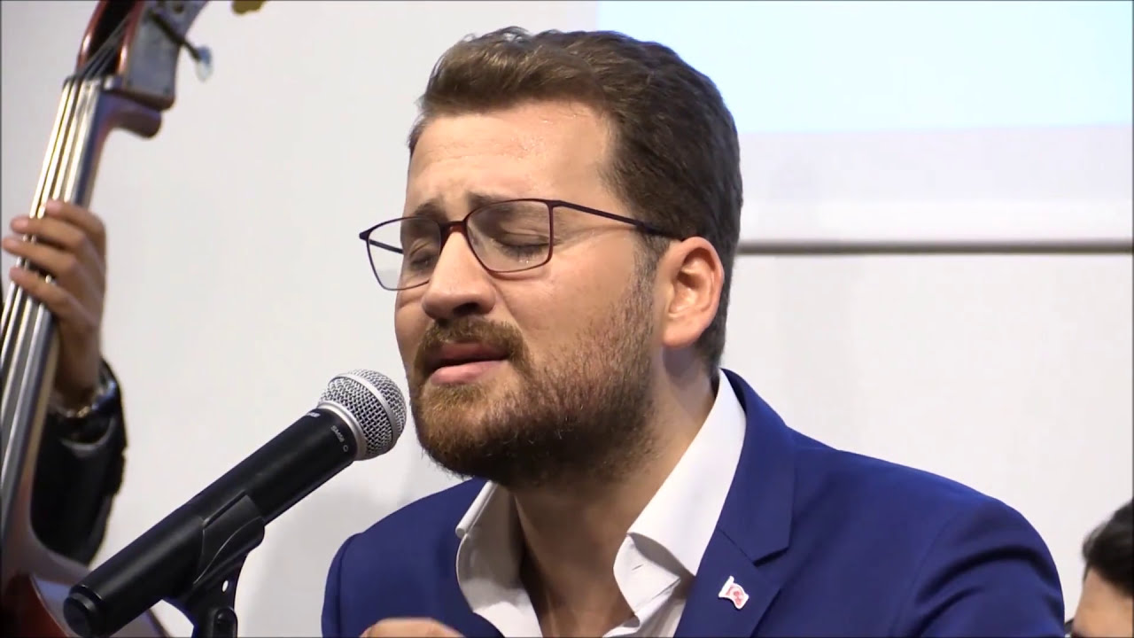 İhsan Güvenç - Şu Göğsüm Yırtıp Baksan Dikenler Aynı Güldendir