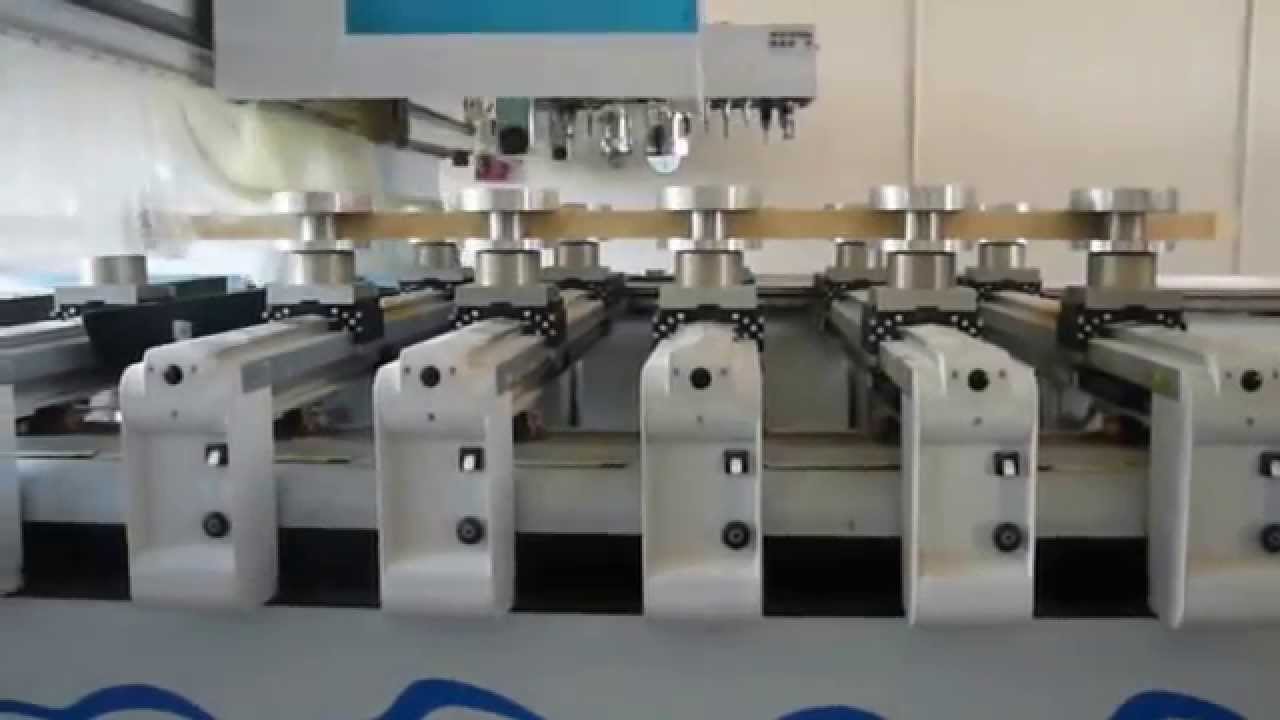Compass Software, CNC handrail routing with automatic clamps / CNC Handlaufbearbeitung mit Umspannen