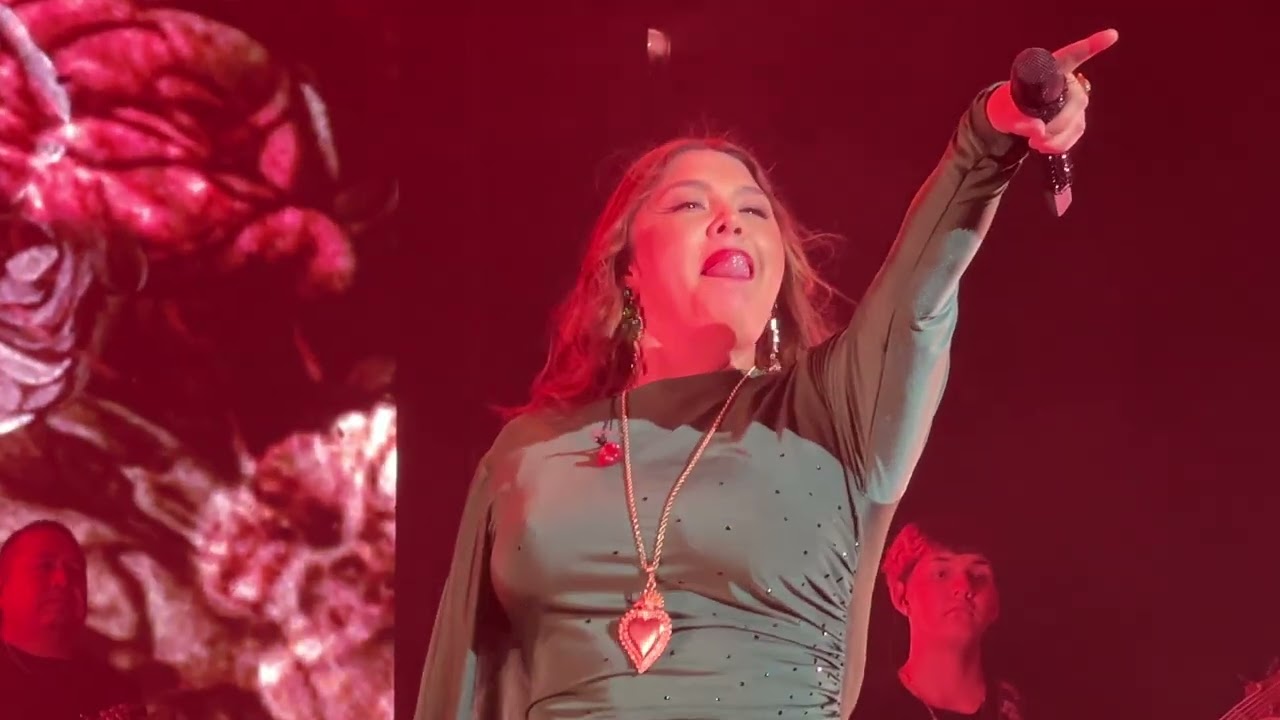 Yuridia. Ya Te Olvide.  Concierto San José CA.  Tour Sin Llorar.. 11/30/2024