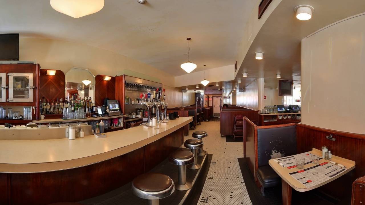 The Lakeview Restaurant