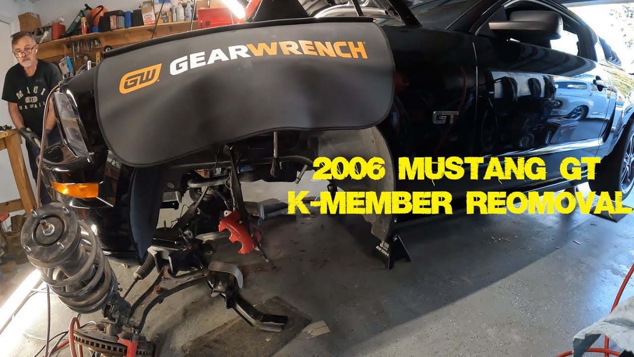 Удаление K-элемента на Mustang GT 2006 года