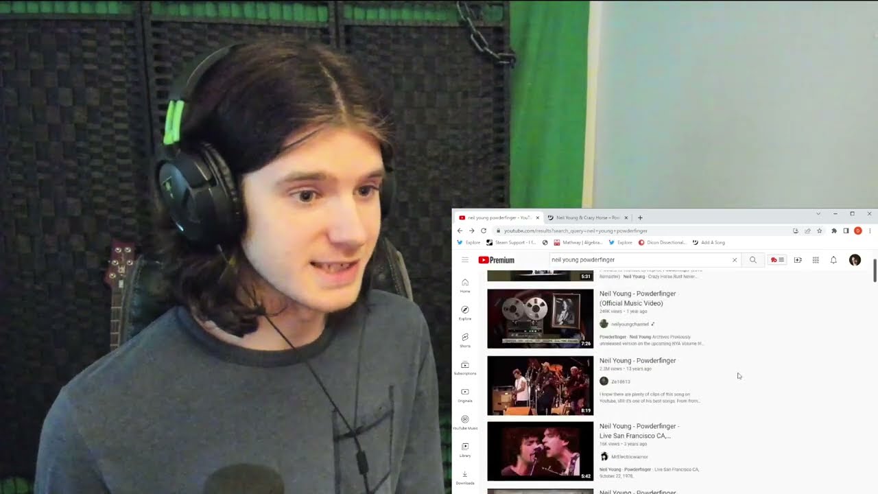 First listen to Neil Young - Powderfinger (REACTION)
