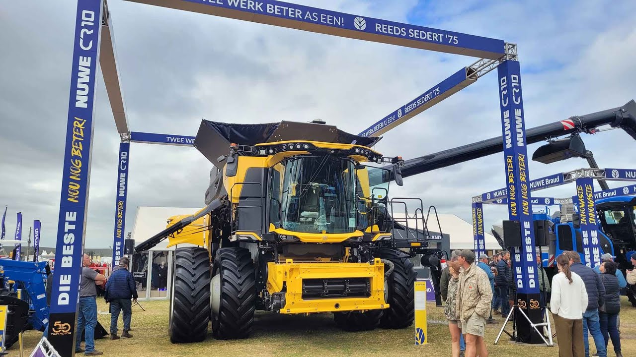 New Holland’s CR10 combine lowers harvesting costs