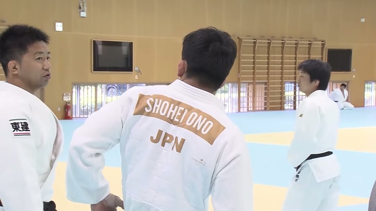 Shohei Ono crushes his opponents at training