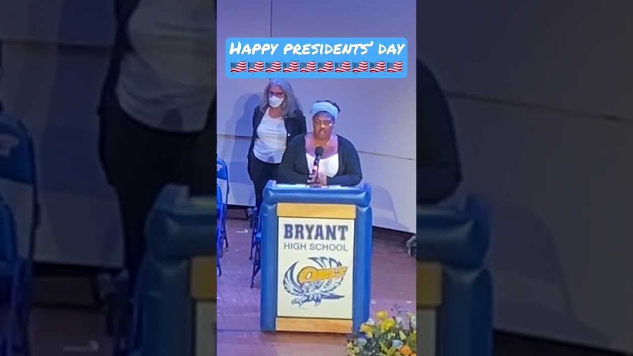 Sade singing the #starspangledbanner #nationalanthem #presidentsday #wcbryanths