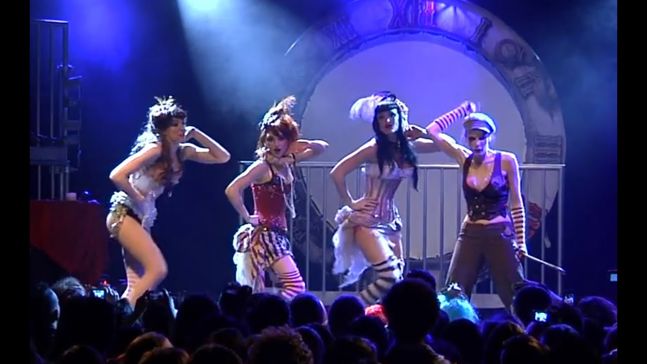 Emilie Autumn - Dr. Stockhill / Fight Like A Girl (Live in Los Angeles) | Moshcam