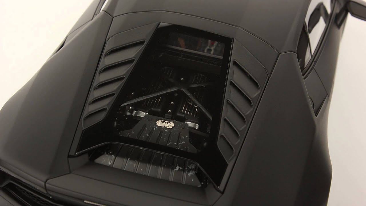 MR Collection Models - Lamborghini Hurac&aacute;n LP 610-4 Nero Nemesis 1:18