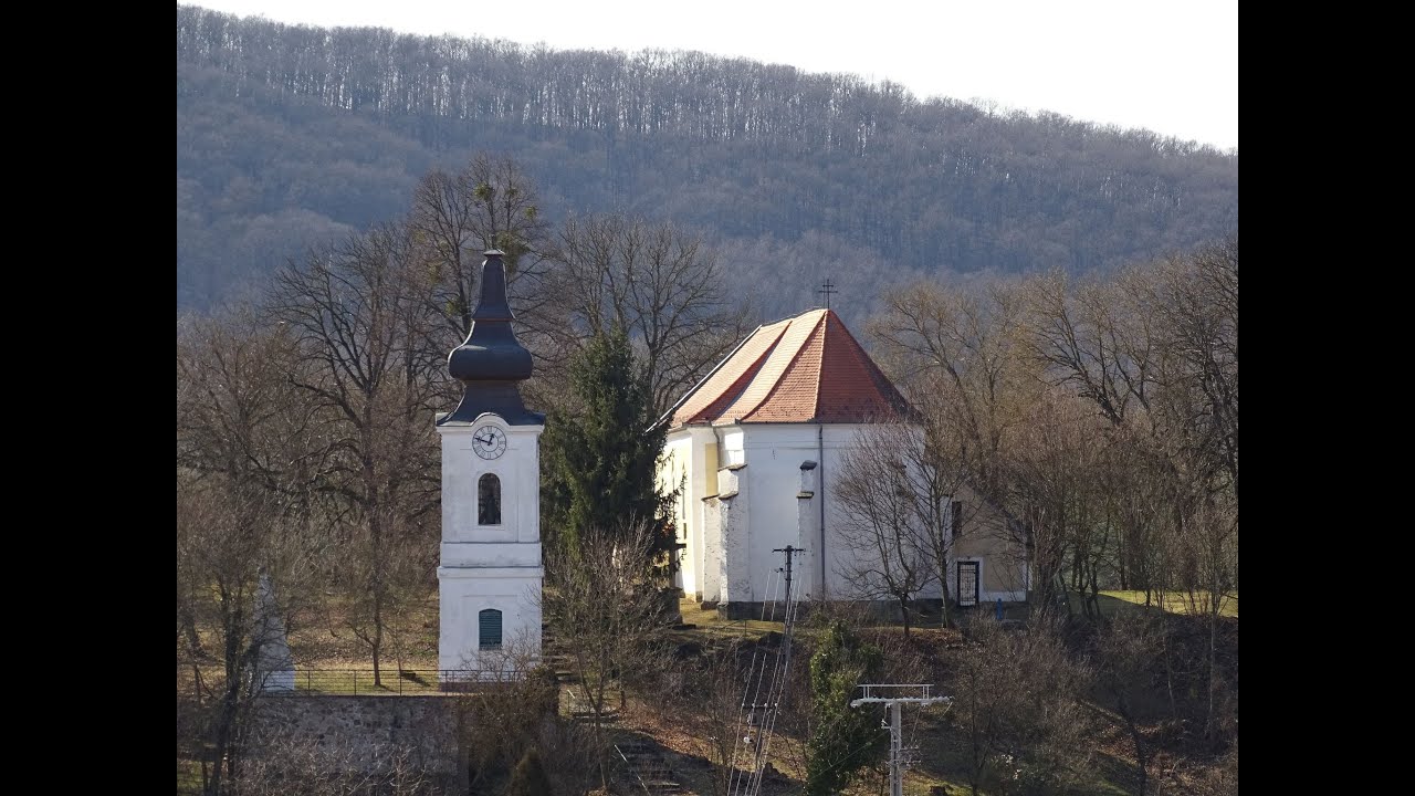 Alsópetény(H) A Szent István Király templom harangjai