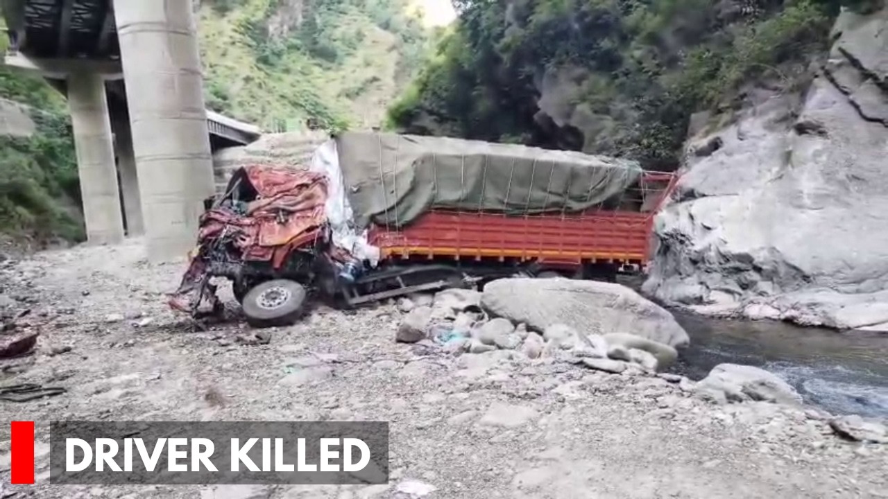 Ramban: Truck Driver  Killed As Truck Overturns
