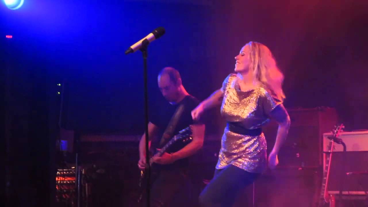 Anneke Van Giersbergen - Here Comes the Rain Again @ Gagarin Athens 2012