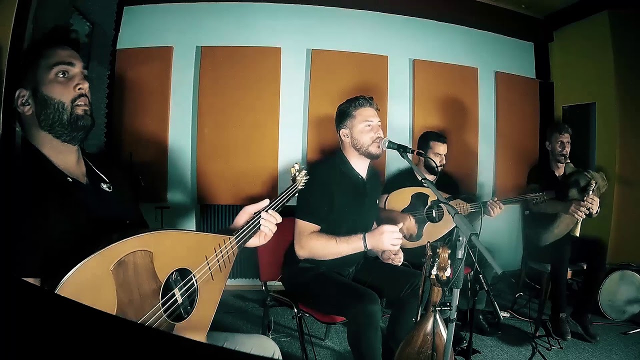 ΝΙΚΟΣ ΚΑΡΚΑΝΗΣ ~ ΚΟΝΤΥΛΙΕΣ ΜΕ ΑΣΚΟΜΠΑΝΤΟΥΡΑ