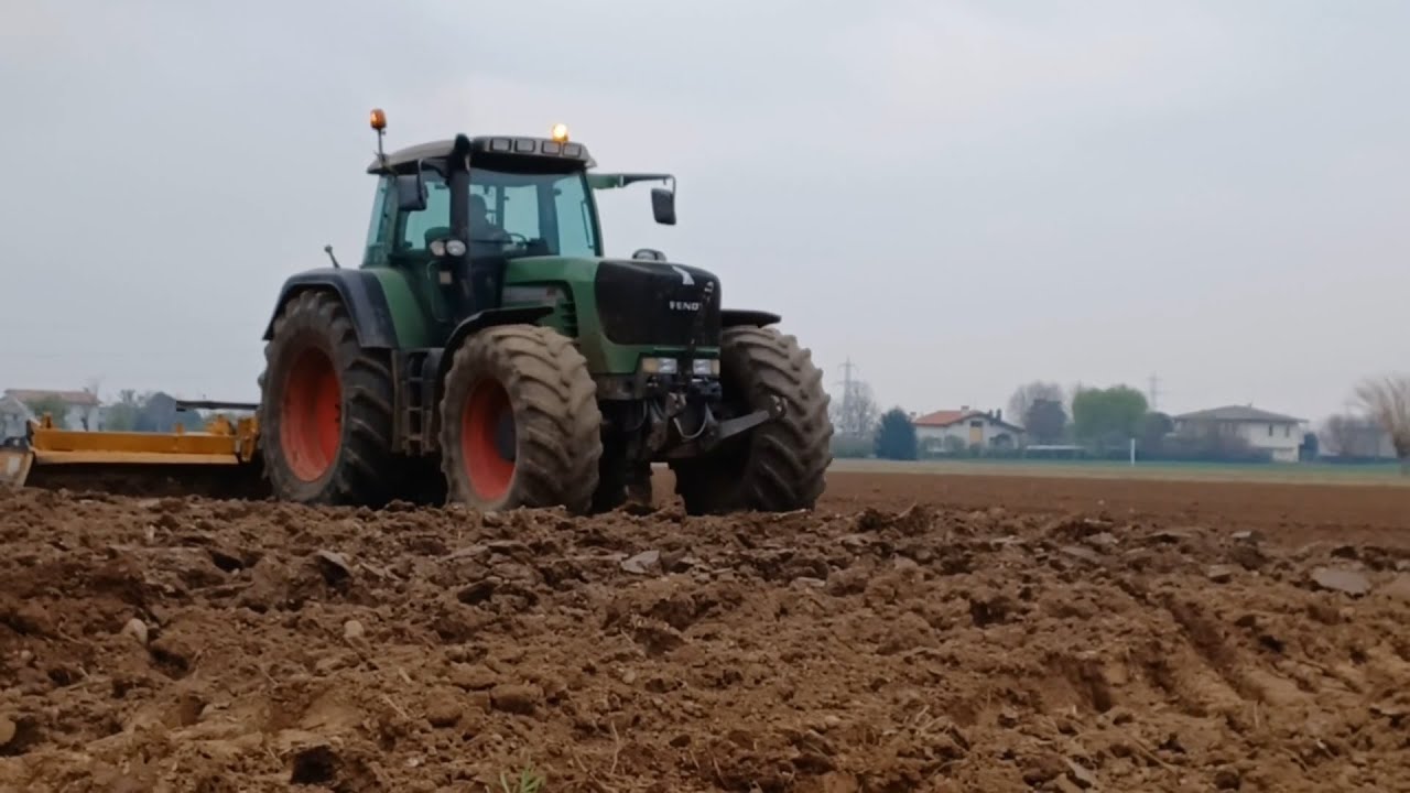 Fendt 930 Vario TMS con fresa Alpego da 6m