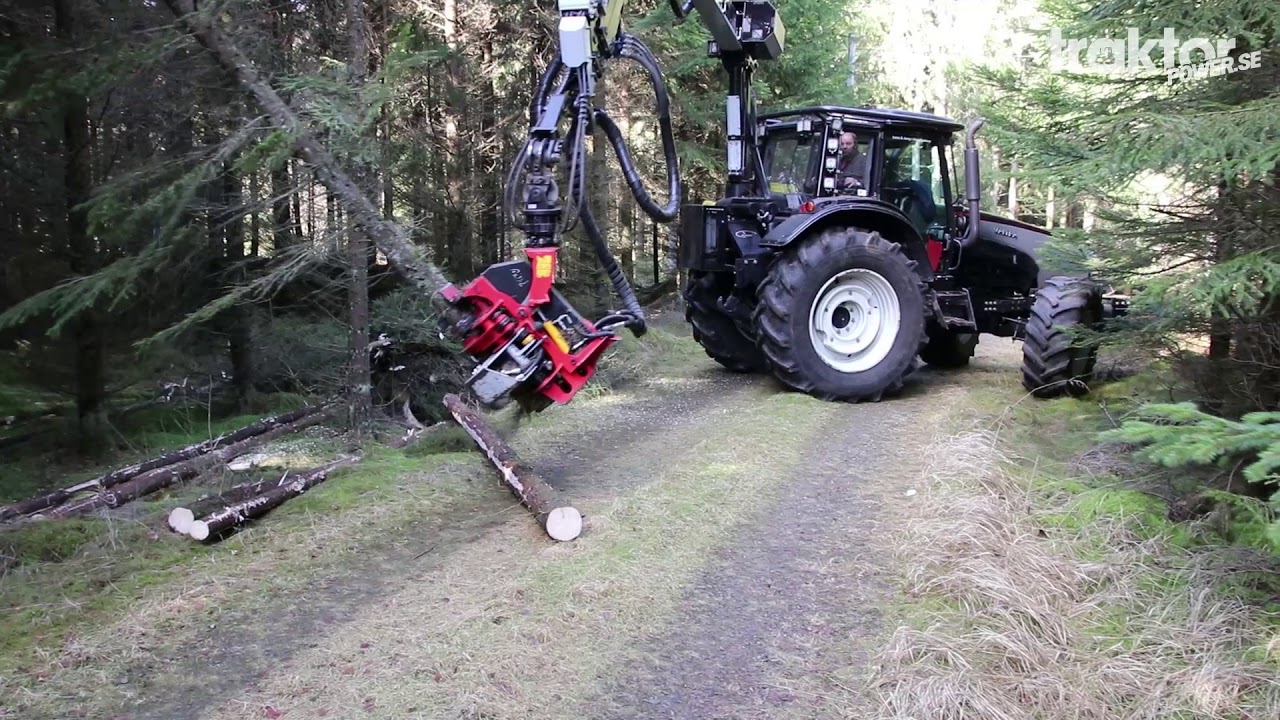 Skogsutrustad Valtra T191 Black Edition