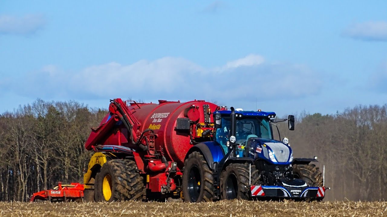 Bouwland bemesten met een New Holland t7.315 Blue power en Schuitemaker Robusta