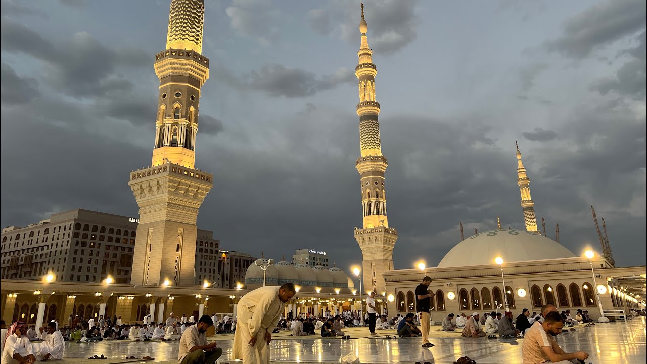 live 15 June 24 / 9 Dhuʻl-Hijjah, 1445