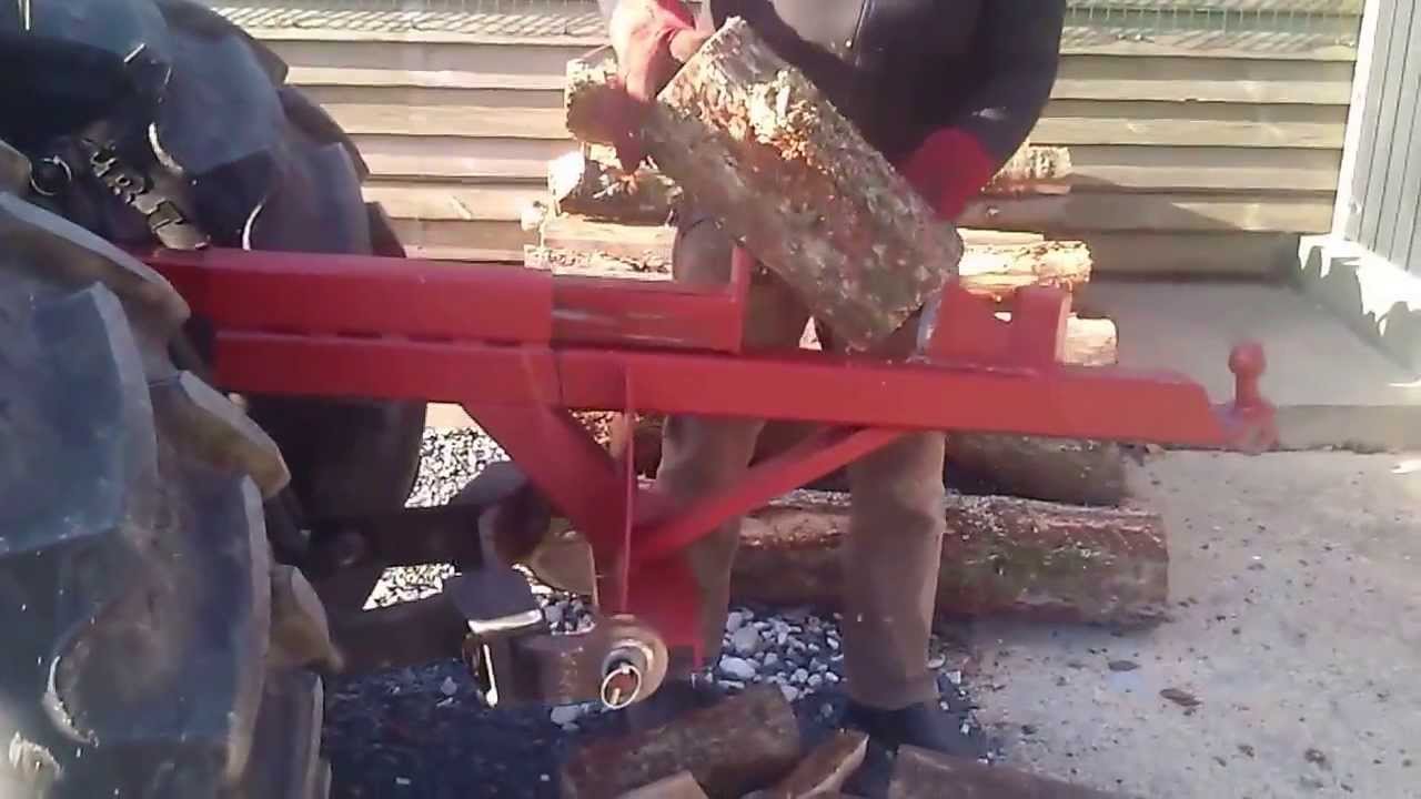 Prototype Fendeuse sur Relevage Tracteur