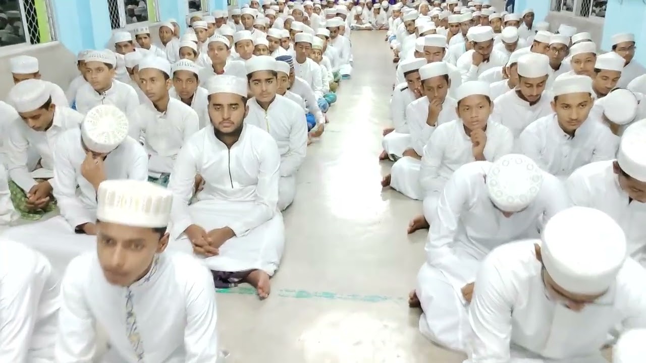 মাদ্রাসার ছাএ ফাটাফাটি ক্বেরাত পড়লেন #quran #trending #islamicstatus