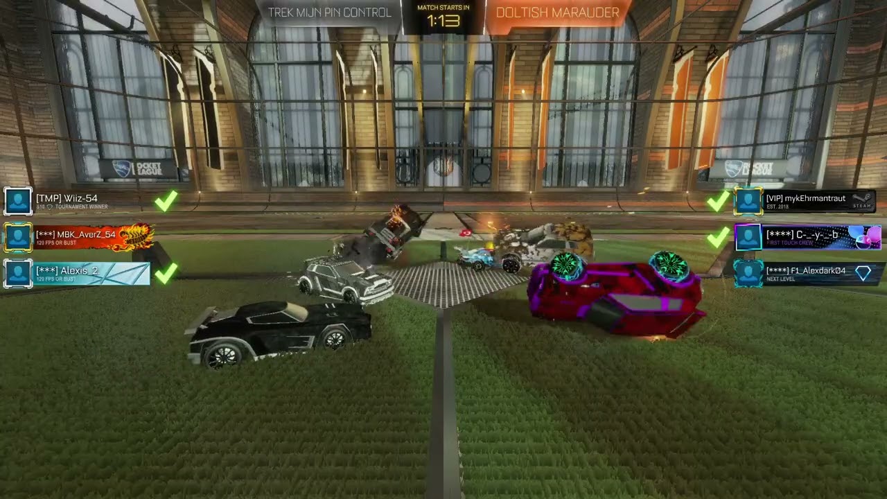 Rocket League ama abimin hesabında oynuyorum.
