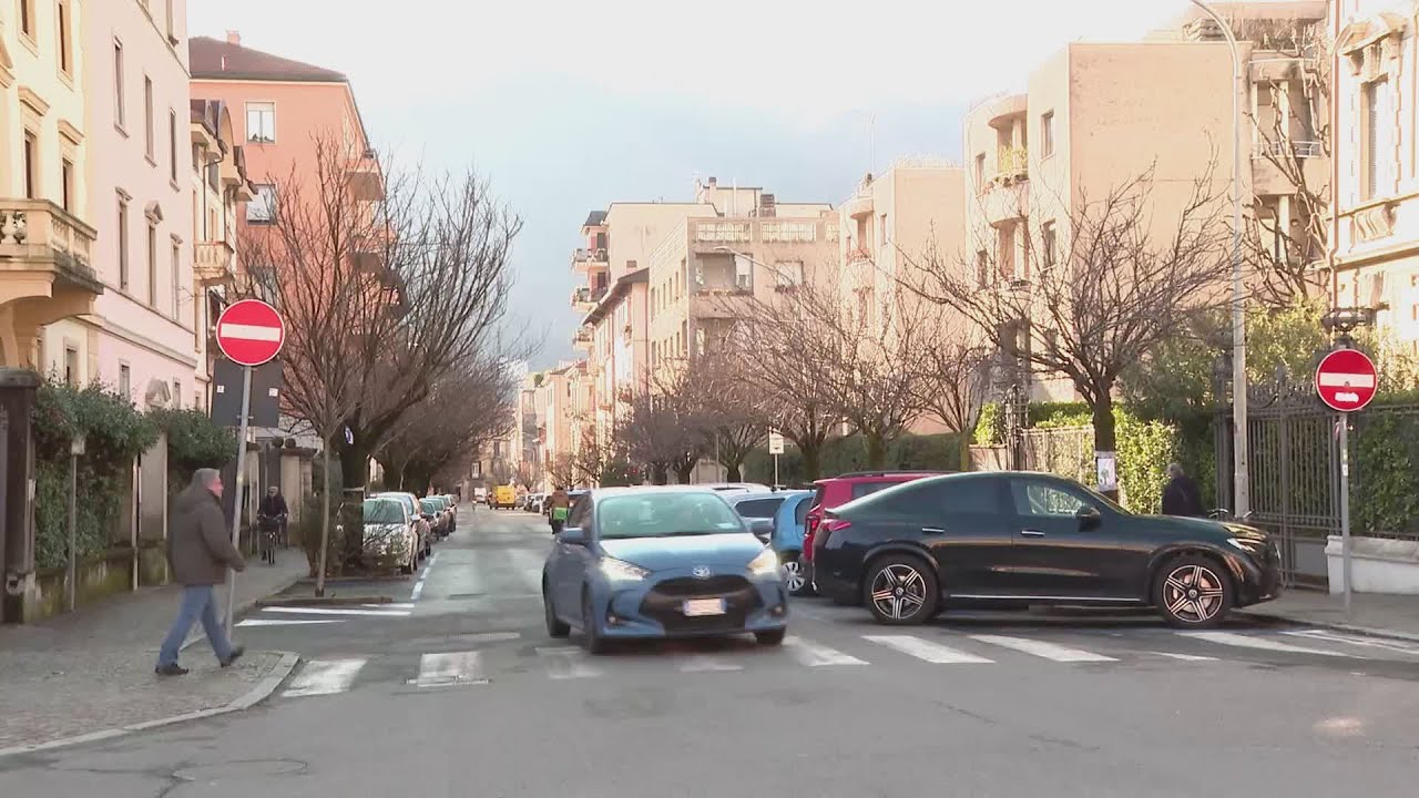 Como, la Soprintendenza ha deciso: i ciliegi non si toccano. Nessuna sostituzione con i peri