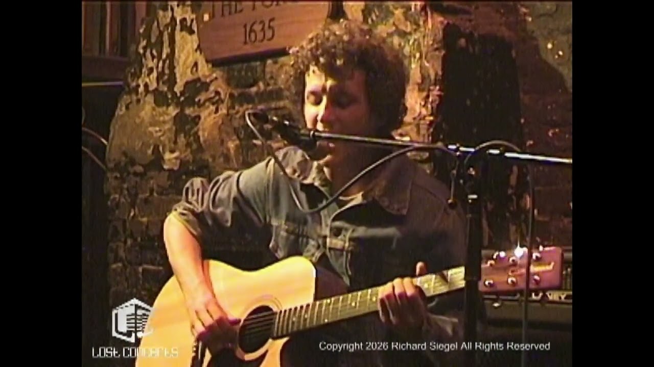 Kealan Greenwood live at the 12 Bar Club London for Onlinetv by Rick Siegel