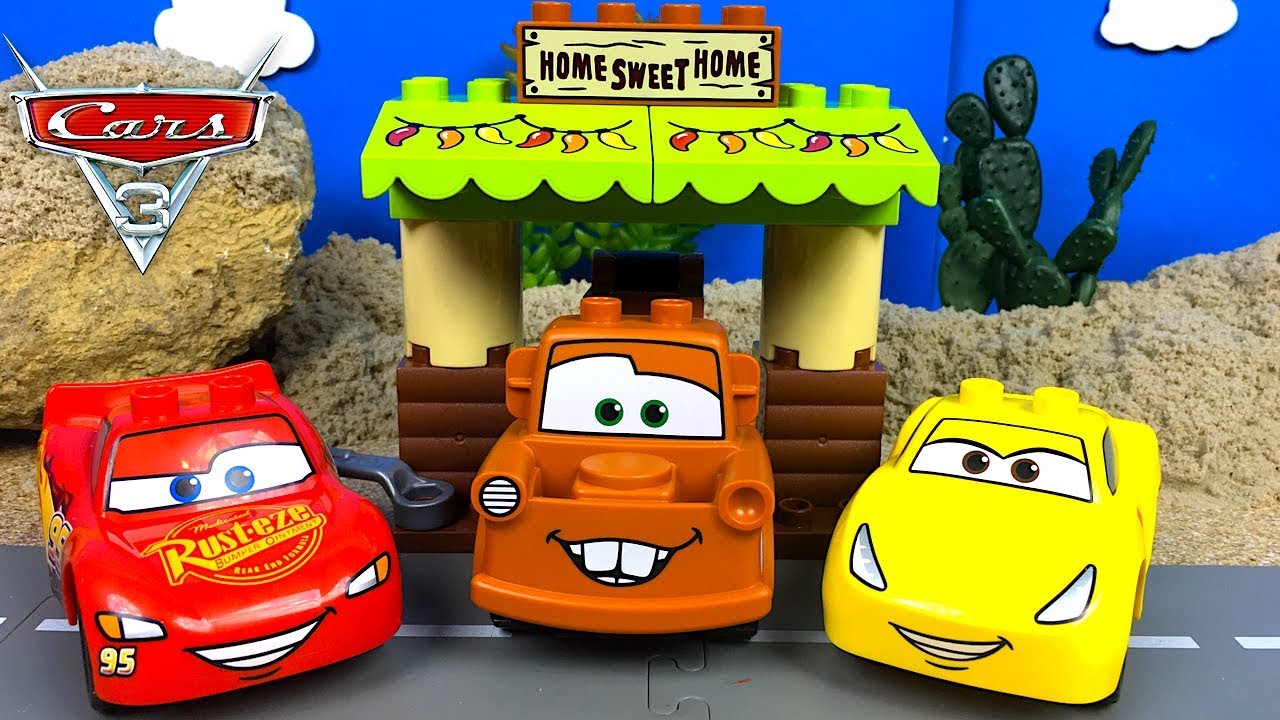 EL TORNADO DESTRUYE EL COBERTIZO DE MATE CON RAYO MCQUEEN - LEGO DUPLO DISNEY CARS 3 MATER'S SHED