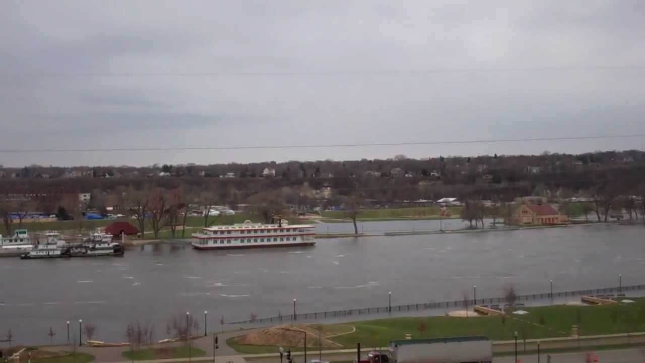 Saint Paul, Minnesota Tornado Drill Day Siren Ambiance (in HD)