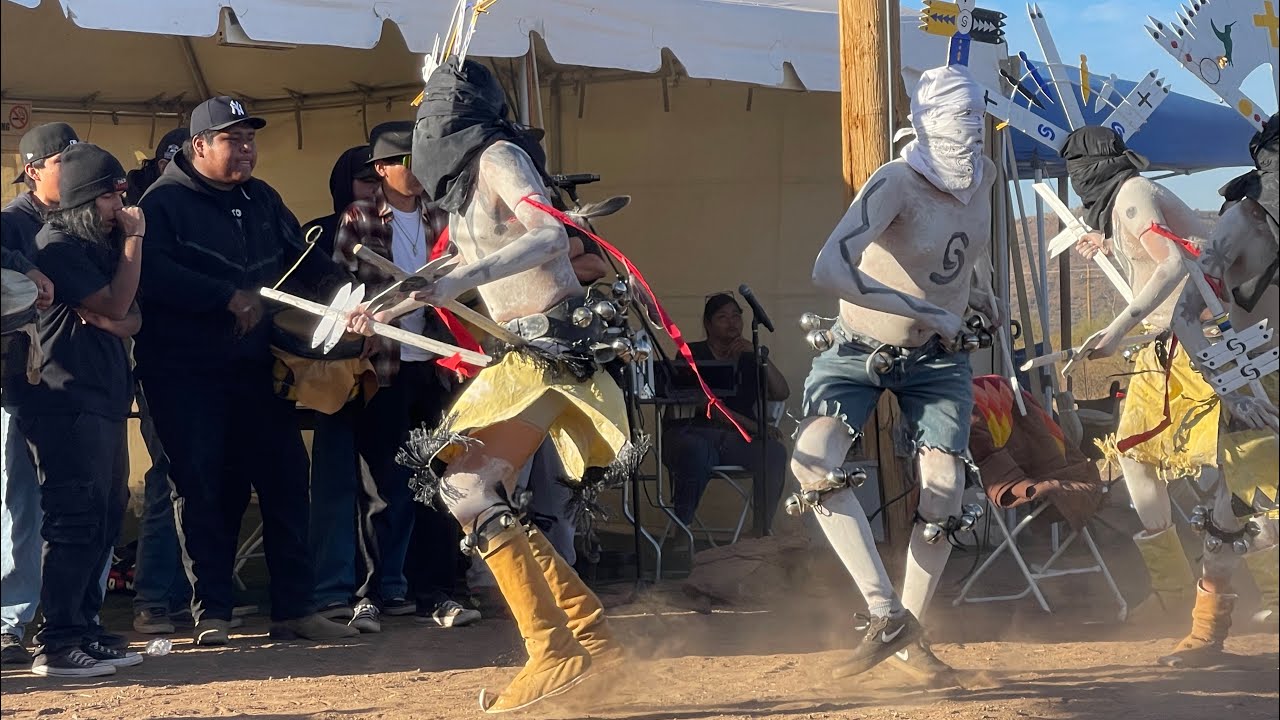 Apache Crown Dancers