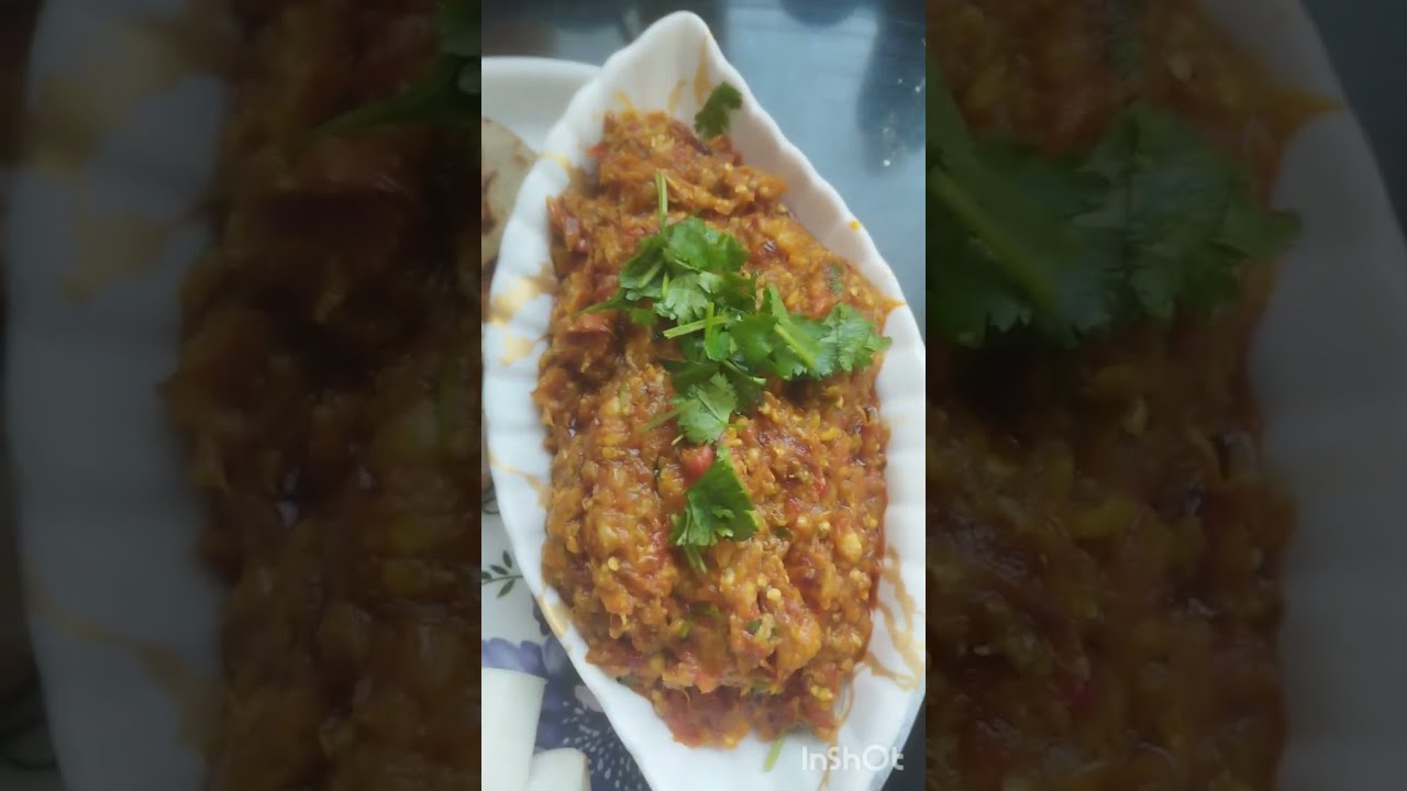 Bagan ka bartha bajri ki roti very tasty 
