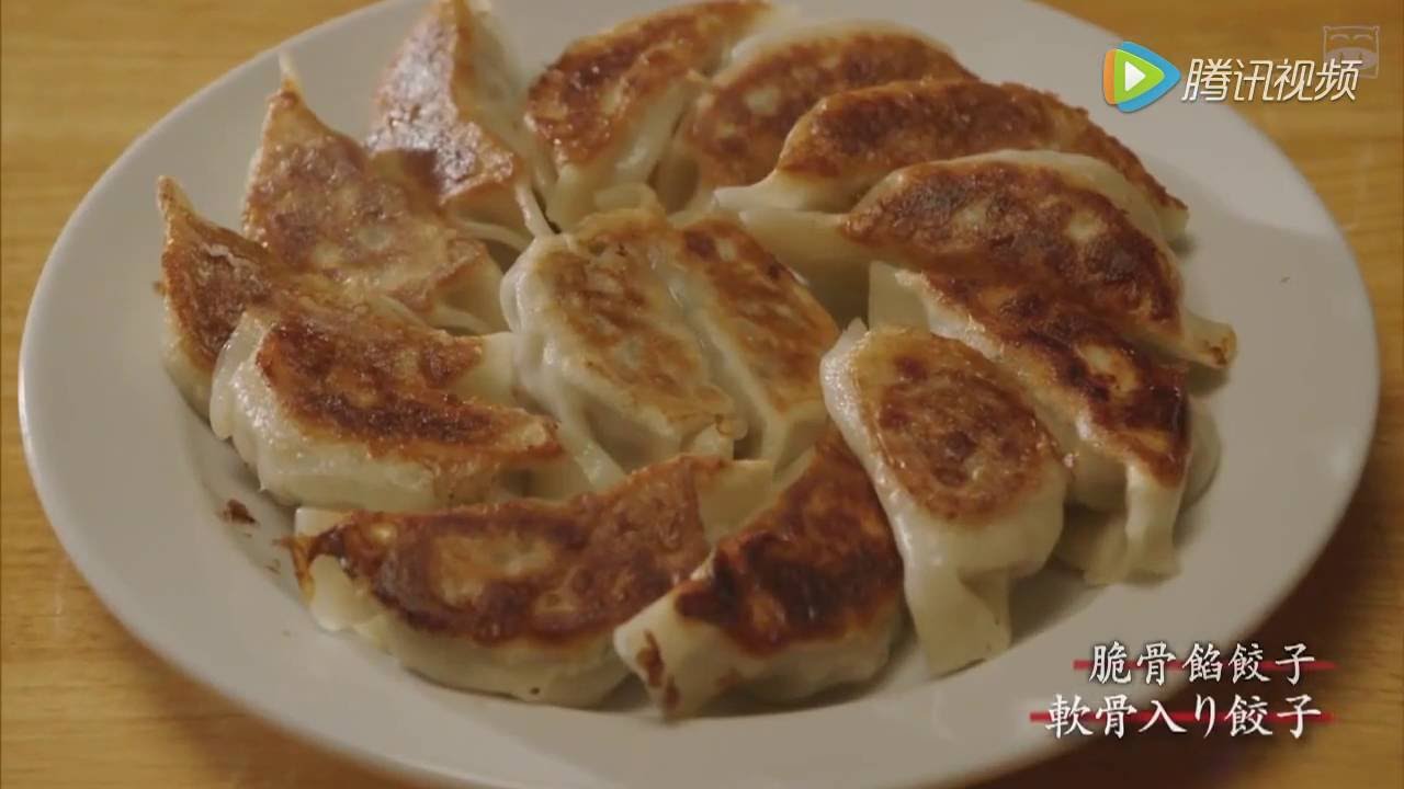 《侠饭》：黑帮大佬给应届毕业大学生做饭？的确很下饭！