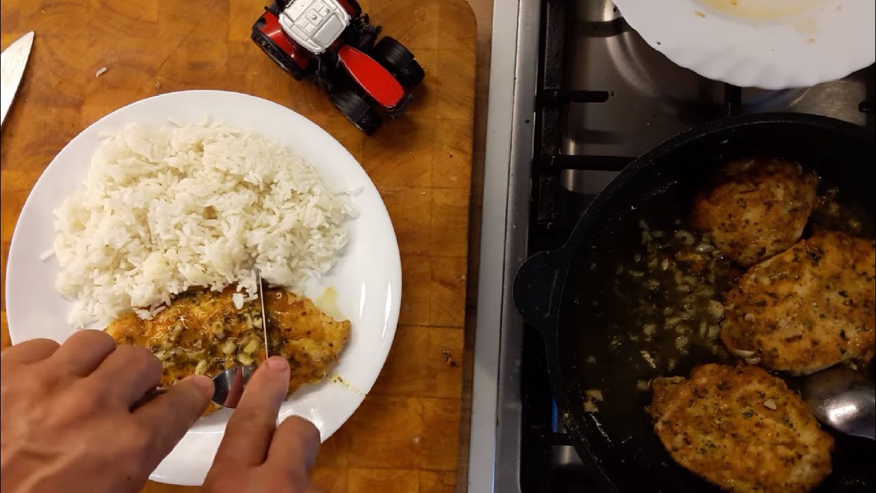 Francia omlós csirkemell, nem véletlenül az egyik alap étel náluk .-) Egyszerű gyors és isteni !