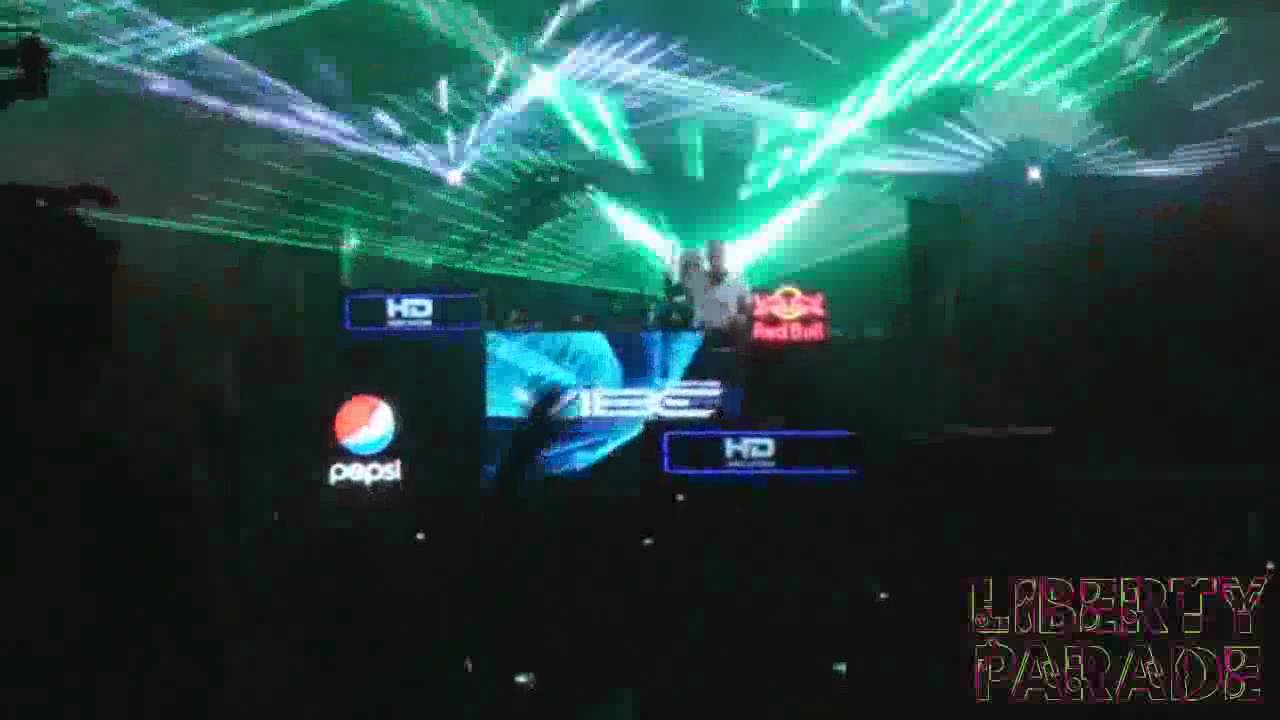 Show-ul Above&Beyond la Liberty Parade 2010 -