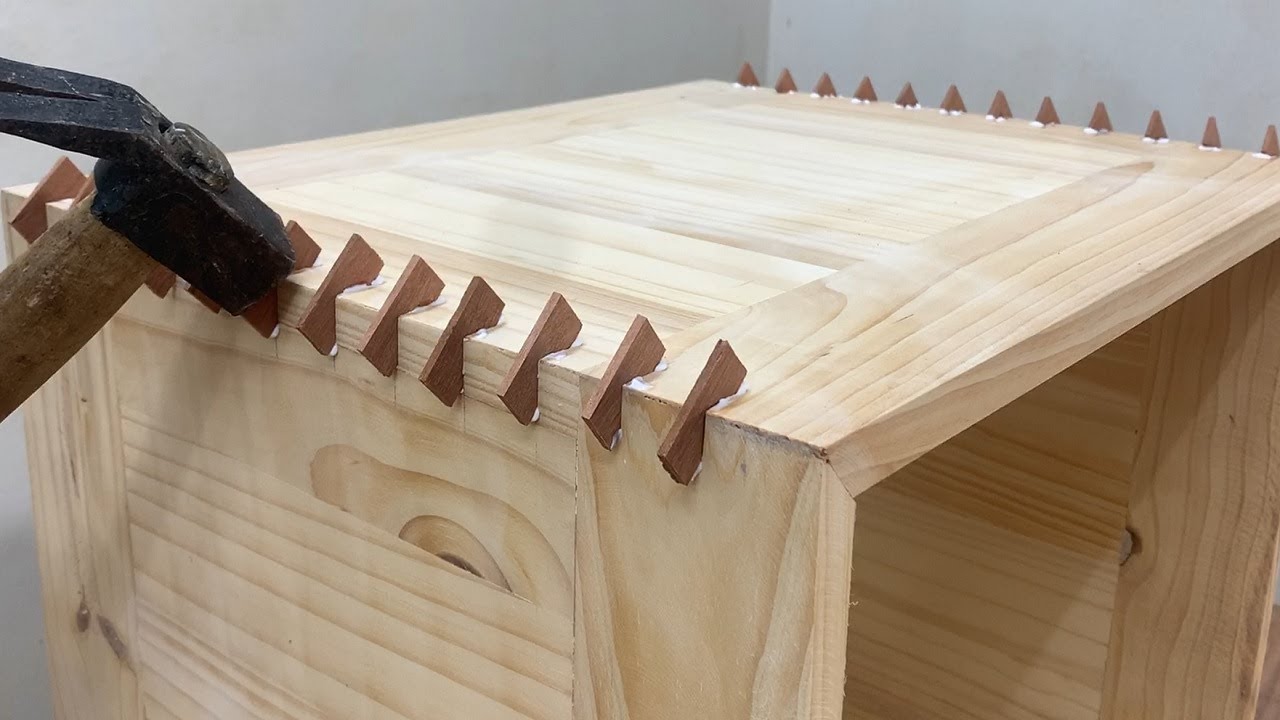 Amazing Woodworking Project // Wooden Pallet Bedside Cabinet // Wood Recycling Makes A Difference
