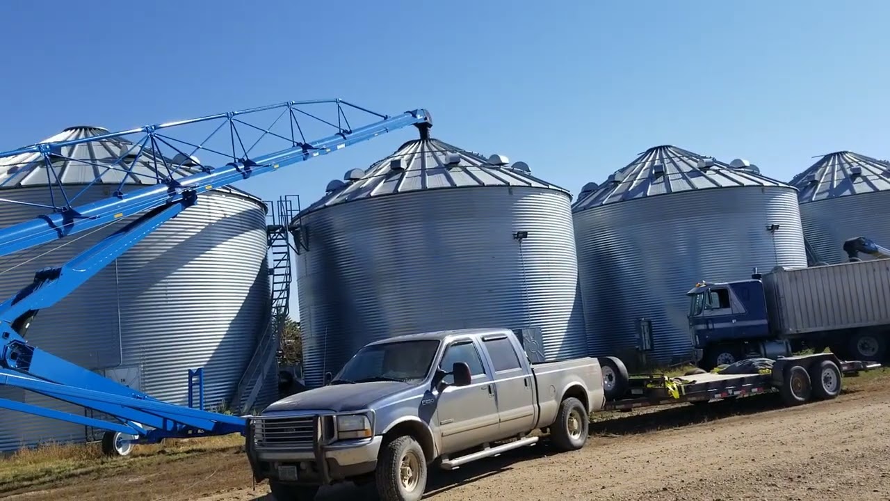 Soaring eagle drive over pit. Kwik Kleen Brandt conveyor.