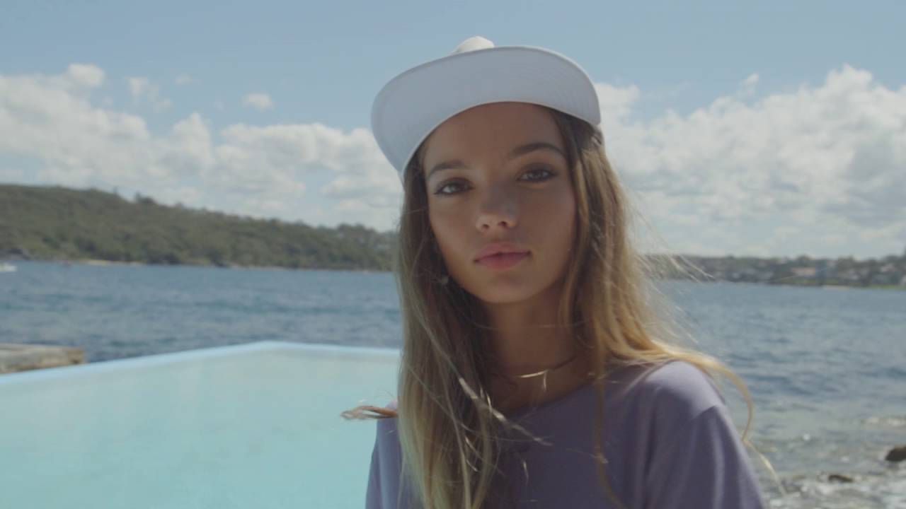 GLUE STORE presents INKA for NUDE LUCY