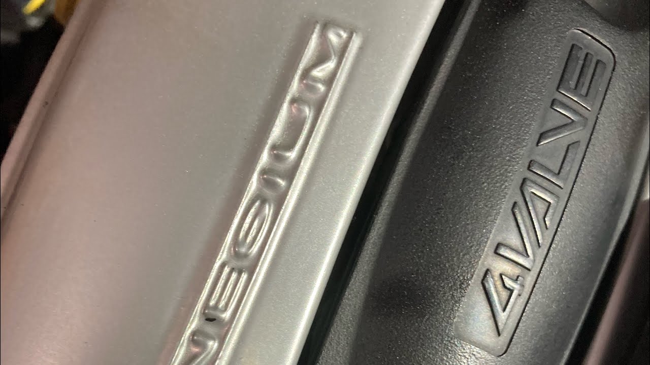 R1150GS stripped valve cover - fixed with M6x1 HeliCoil