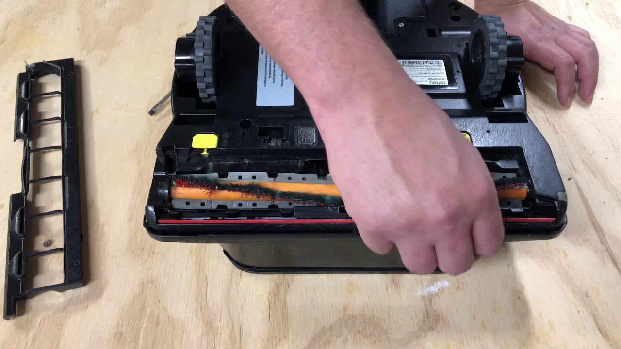 Samsung POWERbot Roller wheel removal and cleaning