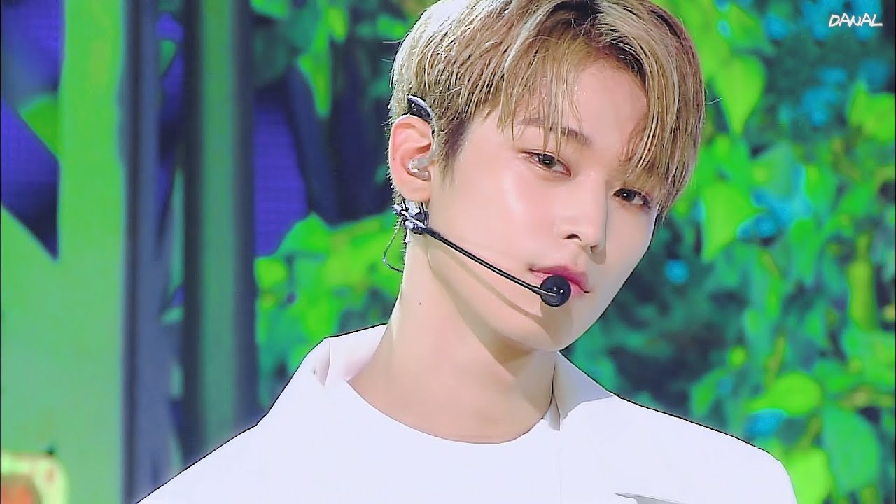 더보이즈 (THE BOYZ) - D.D.D 교차편집 Stage Mix