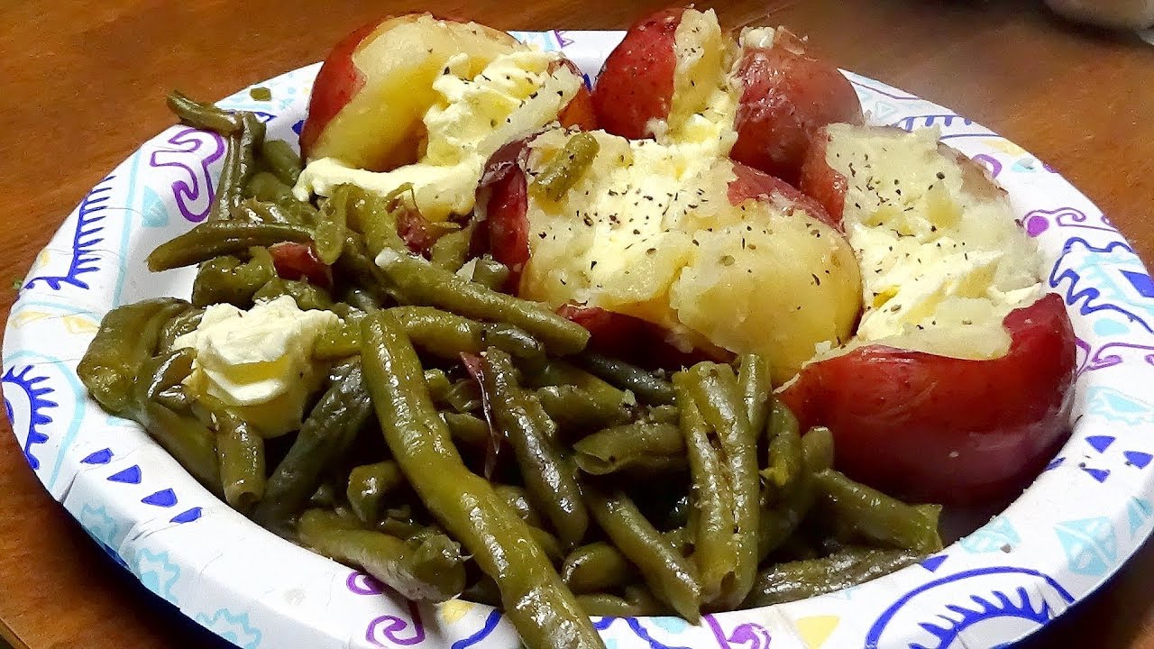 Absolute BEST Tasting Fresh Green Beans and Red Potatoes in Instant Pot || SO GOOD Recipe!!