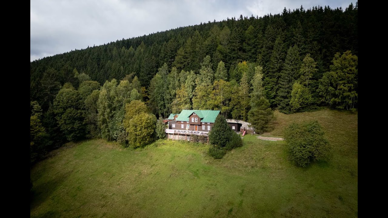 🏔️ Sale of Mountain Guesthouse Táňa – Pec pod Sněžkou | Investment Opportunity with Stunning Views