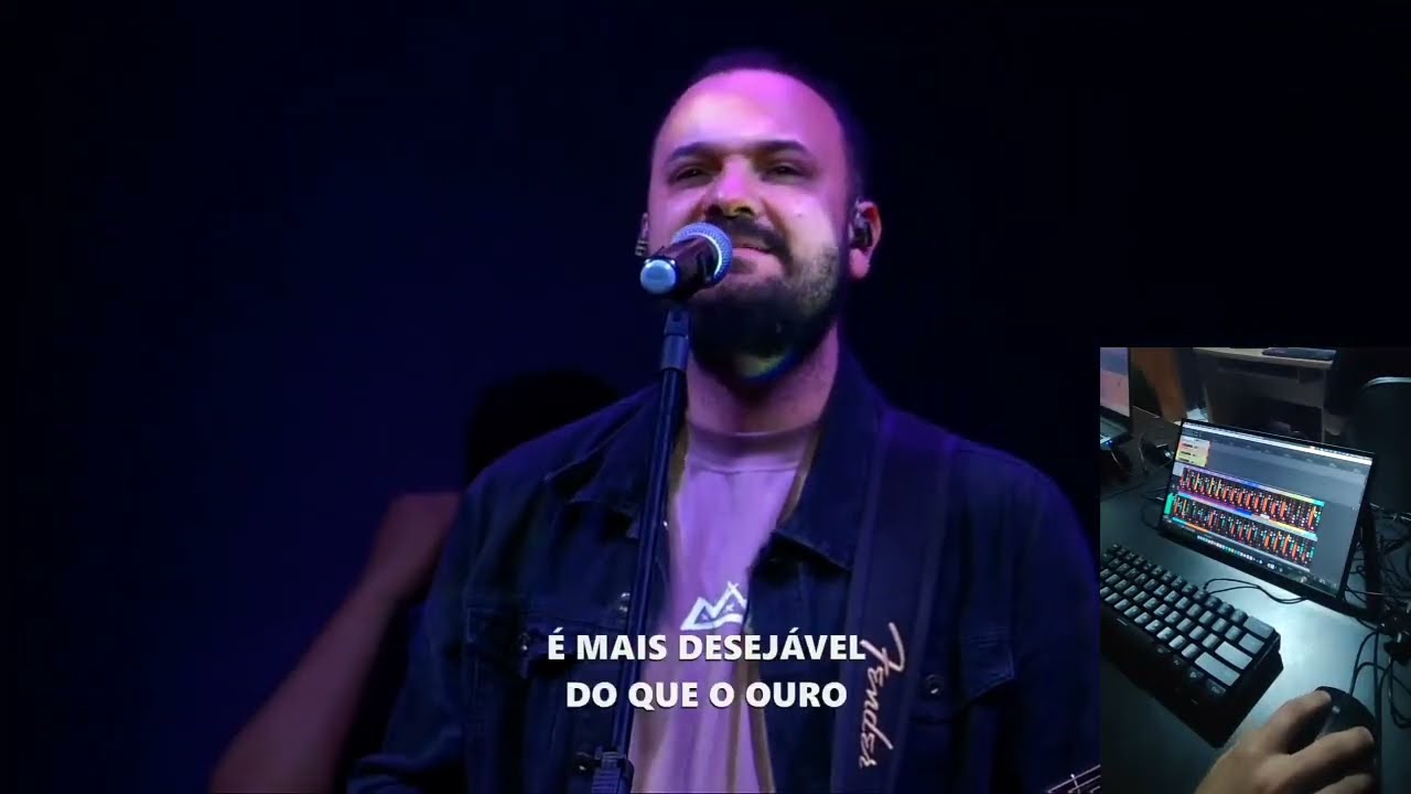 Mixando o louvor para a Live do culto Paz Church Curitiba!