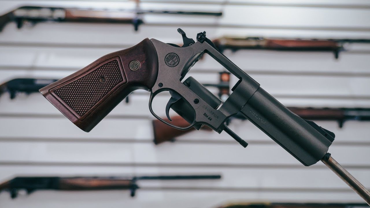 RM 64 - Revólver Taurus / Rossi