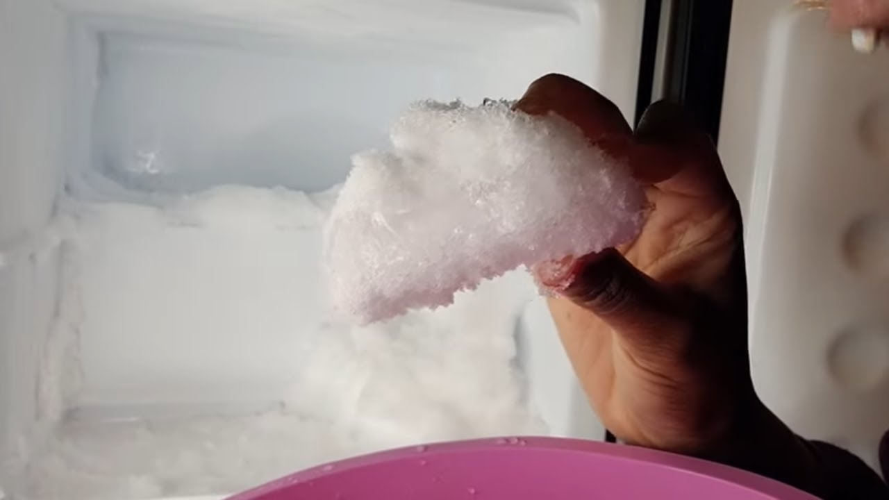 CRUNCHY CRUNCHES OUT THE FREEZER | #cotf #asmr #asmrice