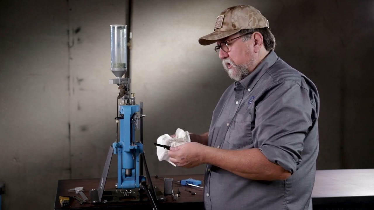 Dillon Precision - RL550 - Clean Bottom of the Primer Slide