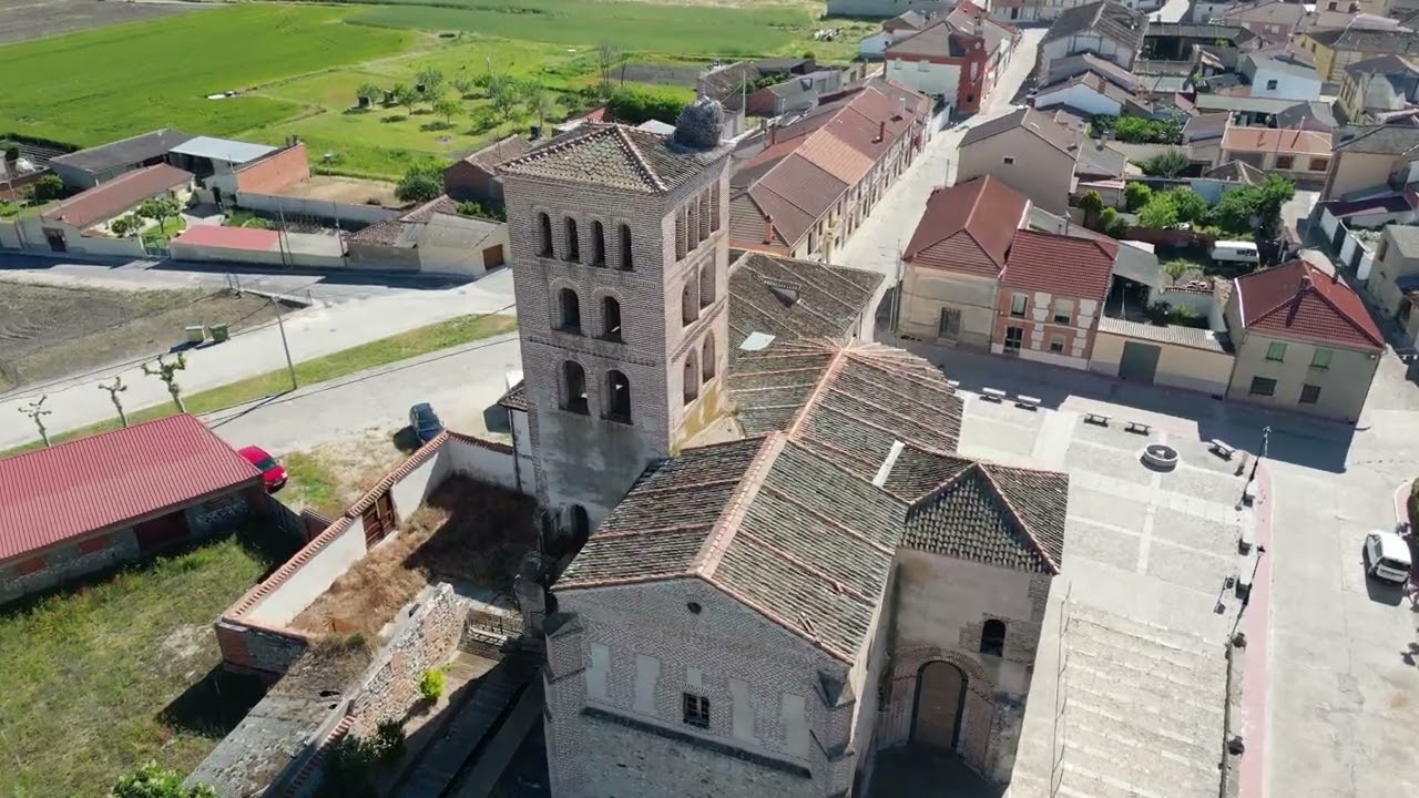 ⛪ Iglesia de San Baudilio (Samboal ) : Un Patrimonio Inolvidable    #dron 4K