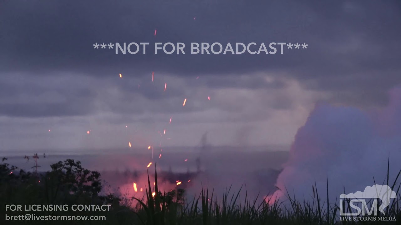 5-13-2018 Pahoa, Hi Fissure 17 erupts with big explosions of magma and rock, kilauea volcano 4k