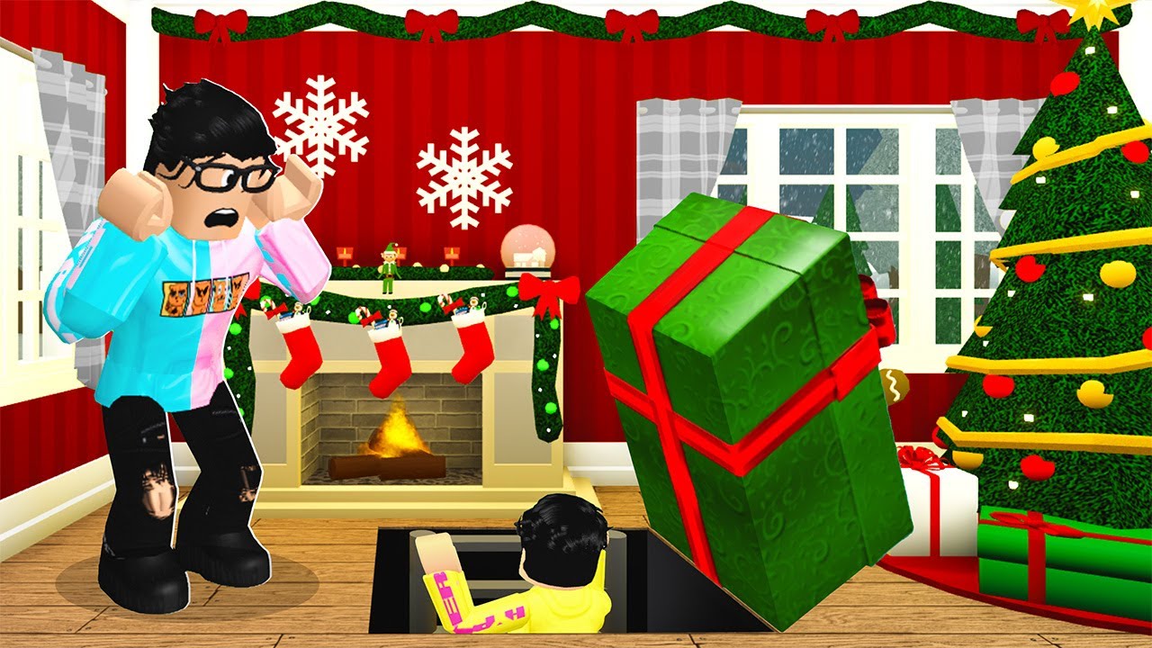 I Found Baby Hyper's Secret CHRISTMAS Base! (Roblox Bloxburg)