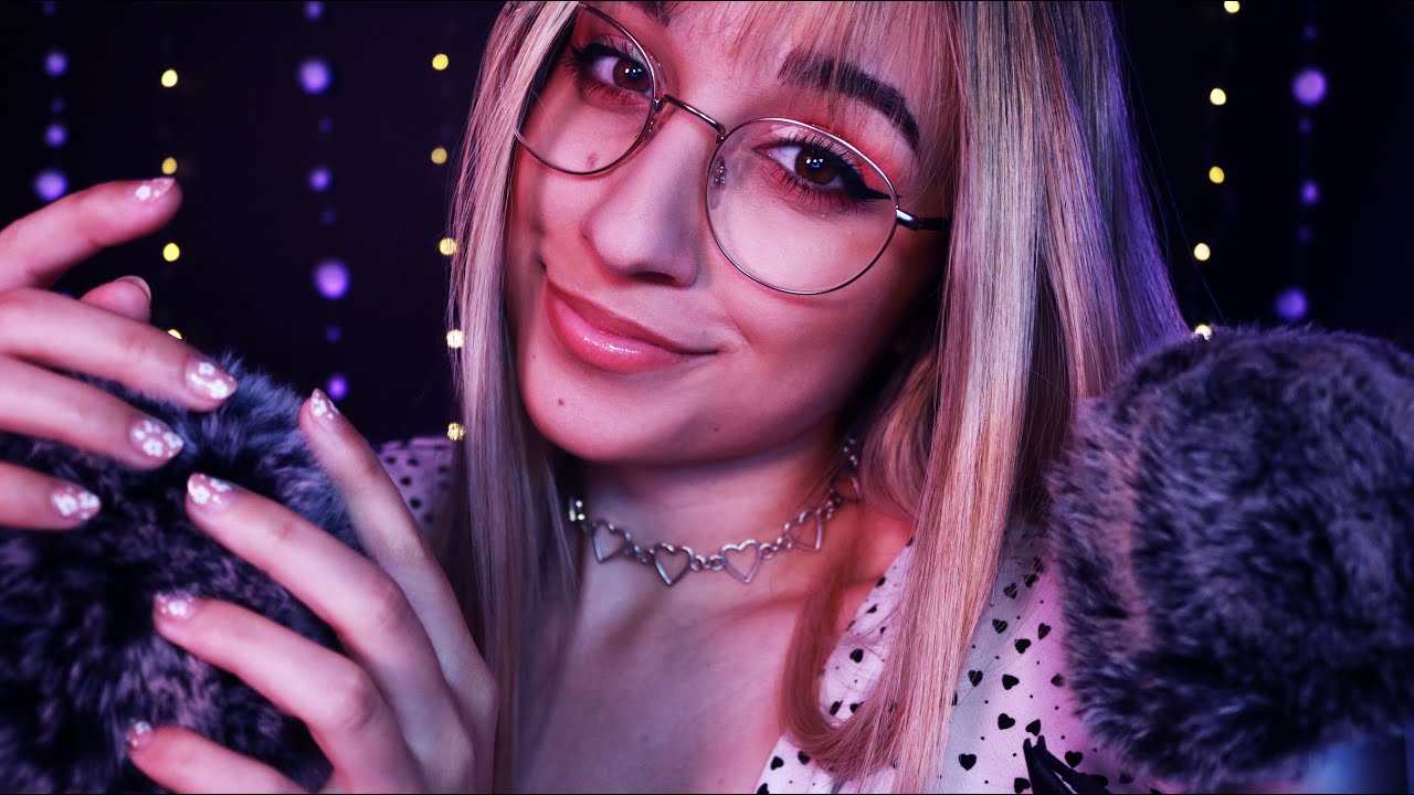 ASMR em Português | Sussurros & Mic Brushing 💖